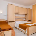 Mladenka 3*