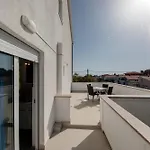Mladenka 3* Banjol
