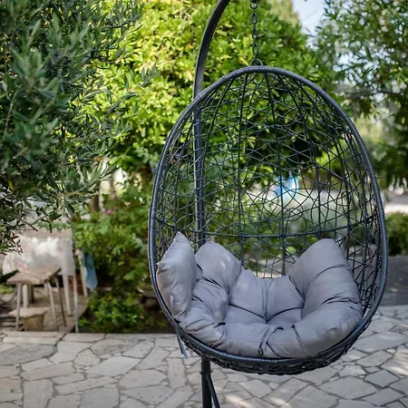 Guest house Mladenka In