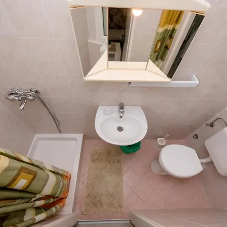 Mladenka In Guest house Banjol