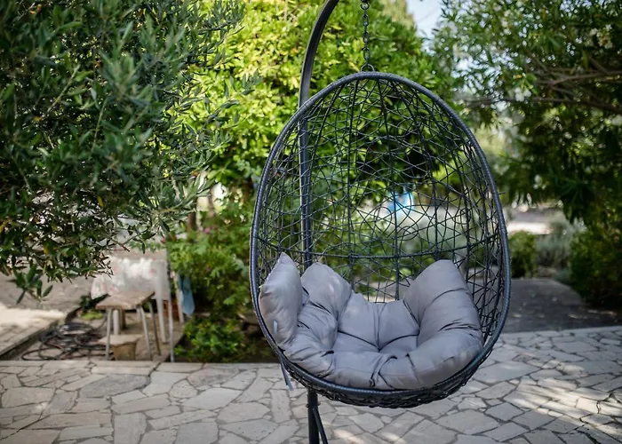 Guest house Mladenka